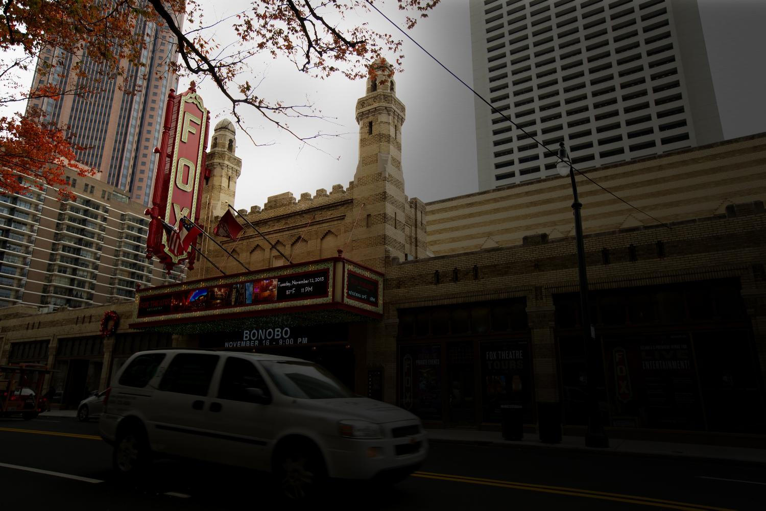 Extérieur du bâtiment du centre de divertissement Fox Theater