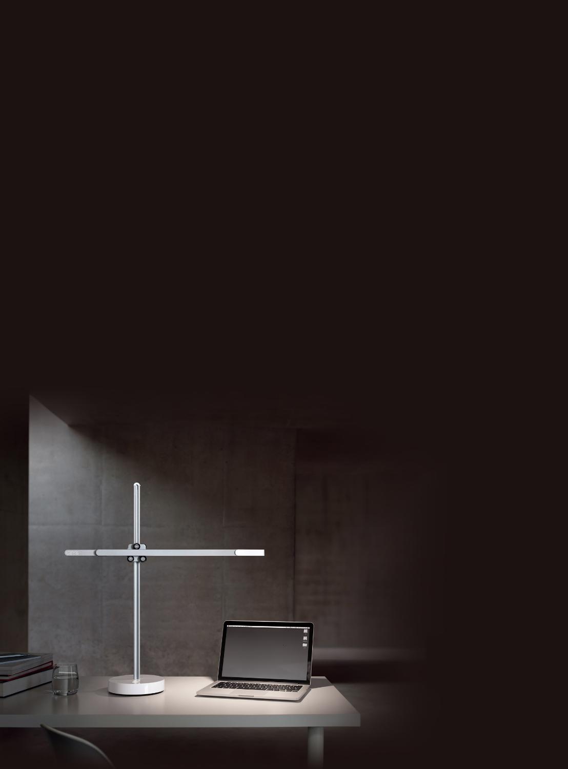 Lampe Dyson sur le bureau