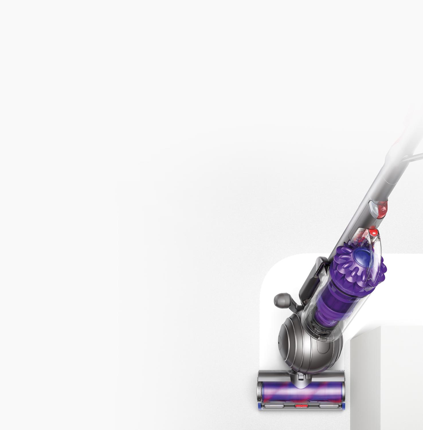 Dyson Tangle-free turbine tool in use