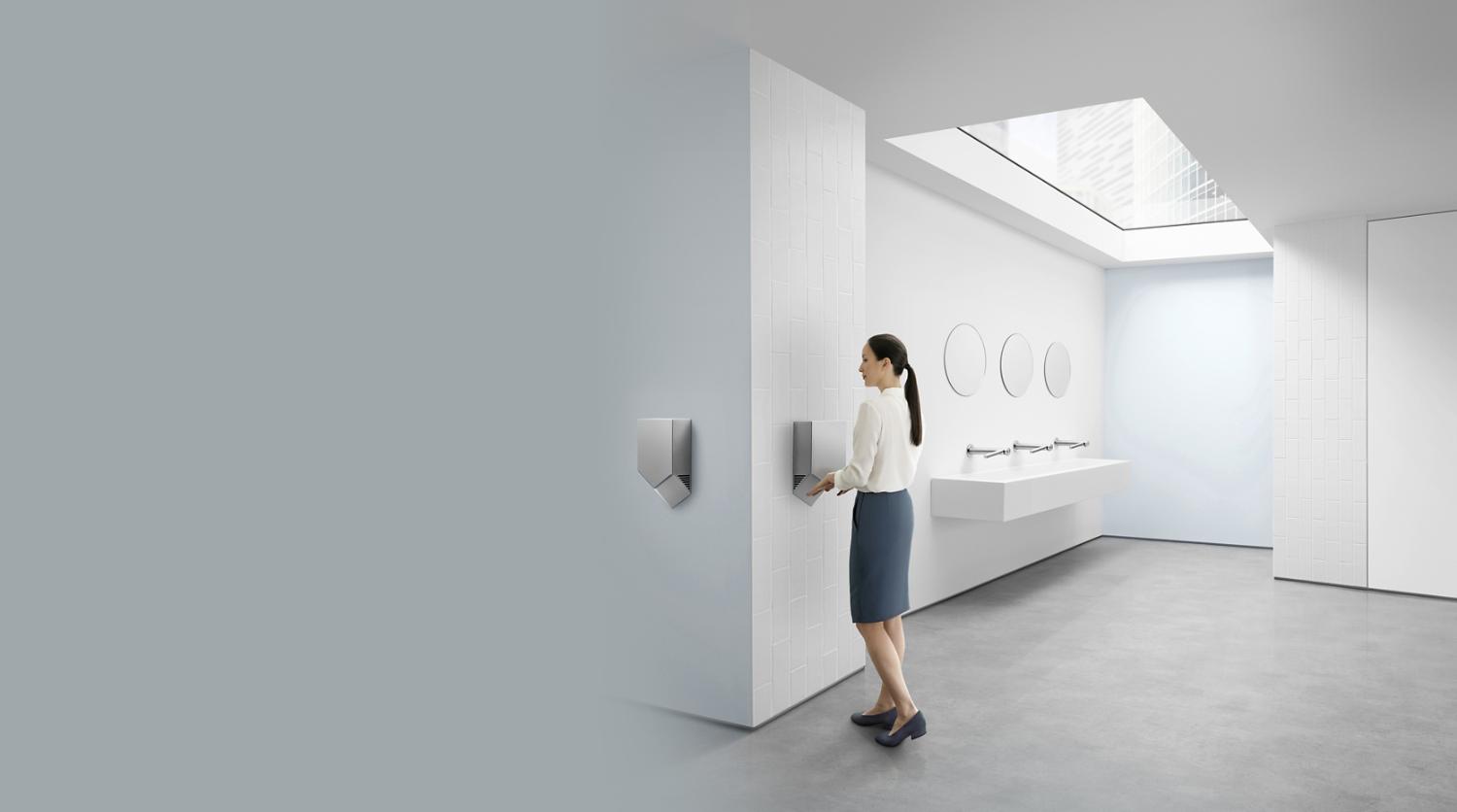 Model using Dyson Airblade V