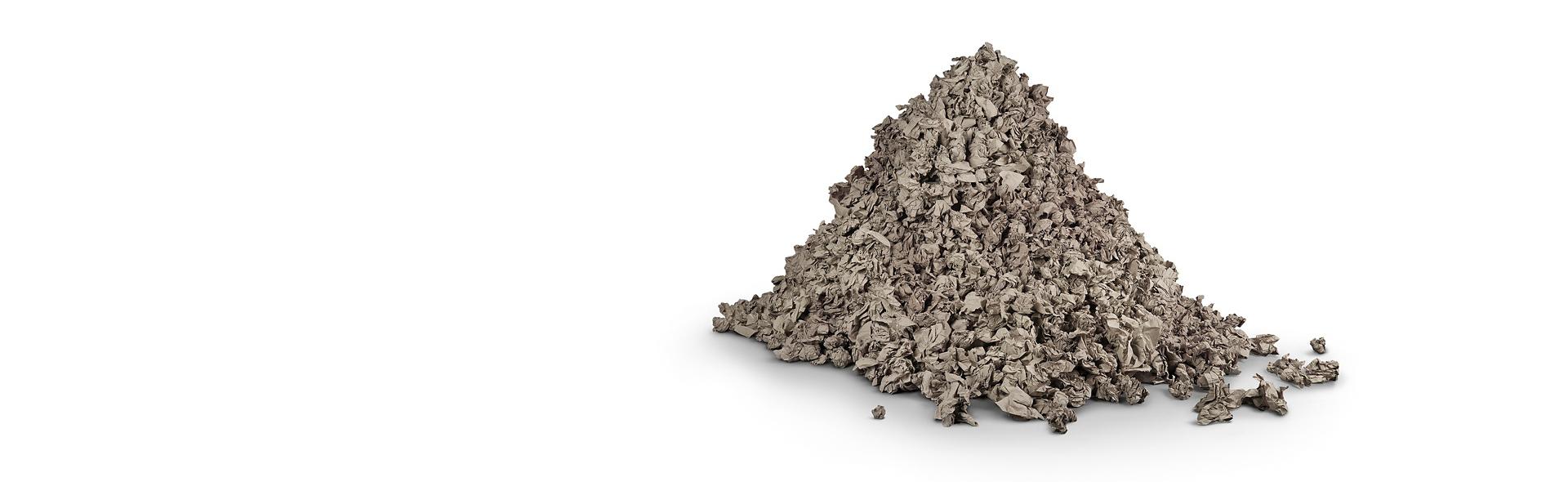 Montón de toallas de papel de un solo uso usadas