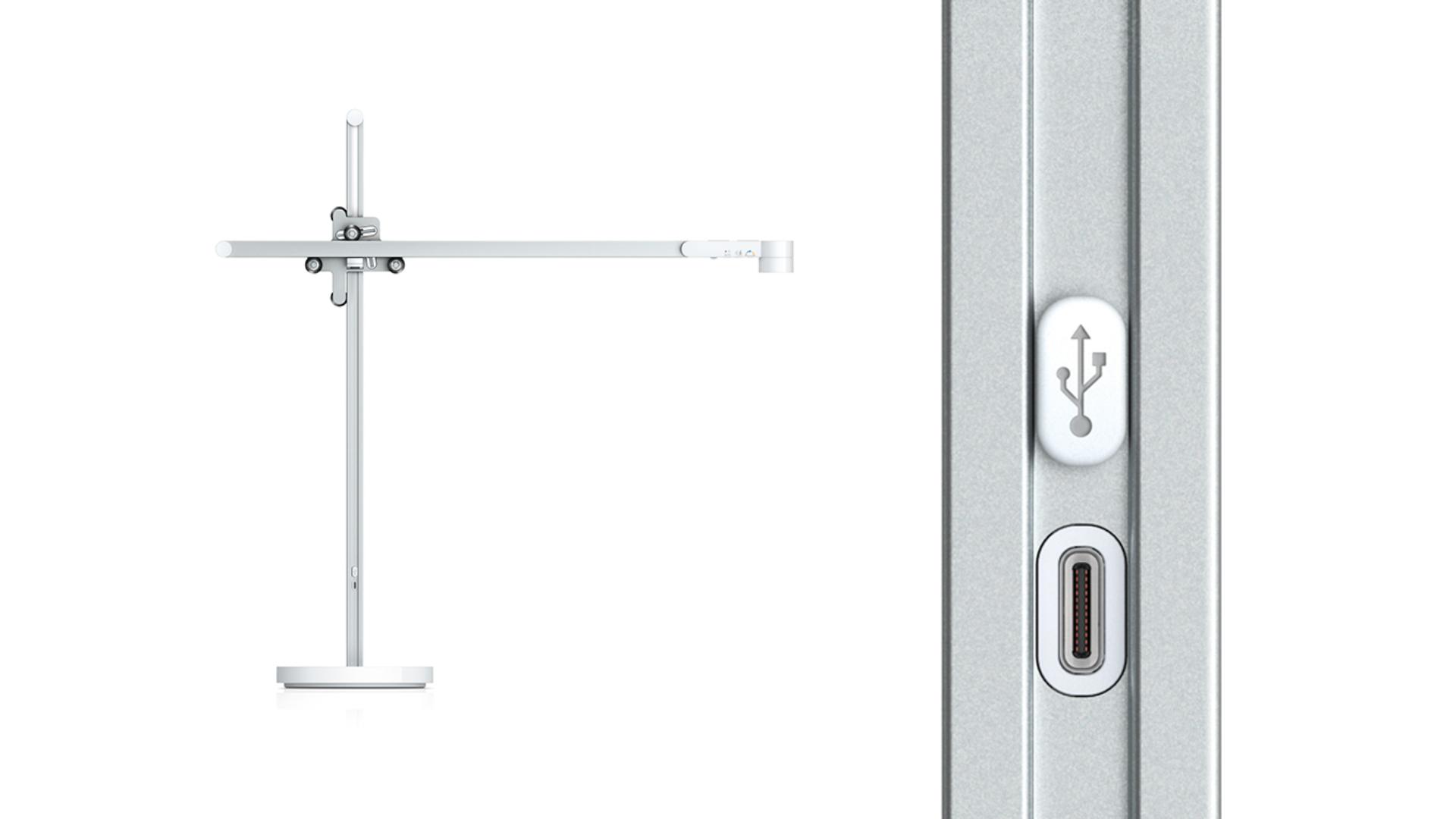وحدة الإضاءة المكتبية Dyson Lightcycle ووحدة شحن USB-C المُدمجة بها