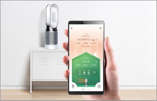 A Dyson Link alkalmazás közelképe a légtisztító fűtőventilátor előtt