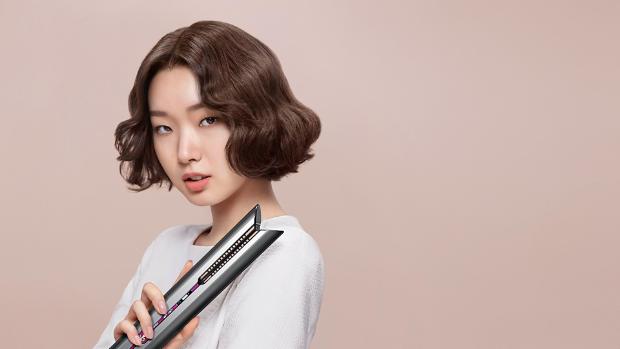 Model with a Smooth blowout