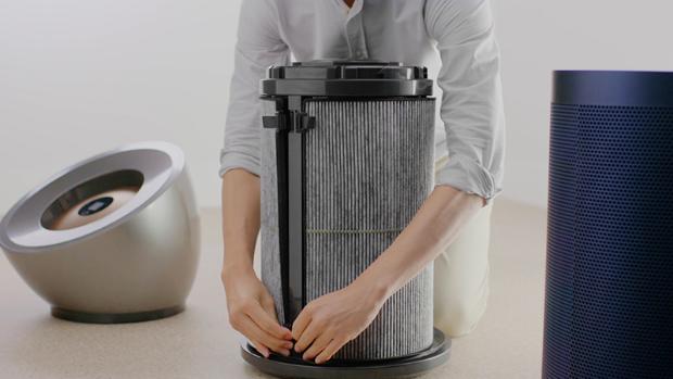 Image showing the carbon filter being changed