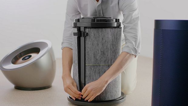 Image showing the carbon filter being changed