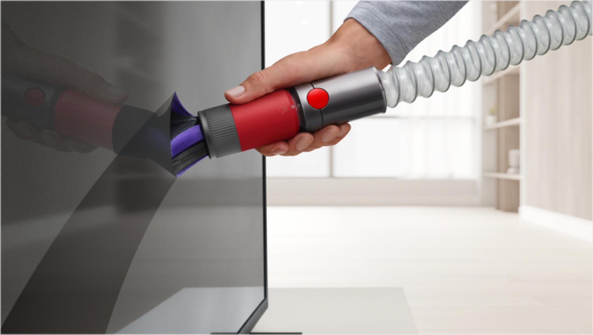 Scratch-free dusting brush