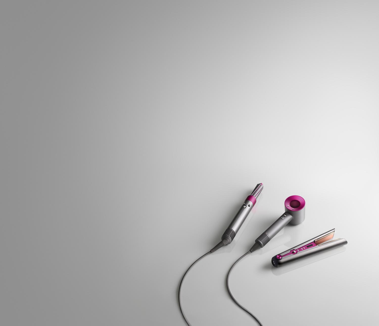 Lisseur boucleur Dyson Airwrap™, sèche-cheveux Dyson Supersonic™ et lisseur Dyson Corrale™