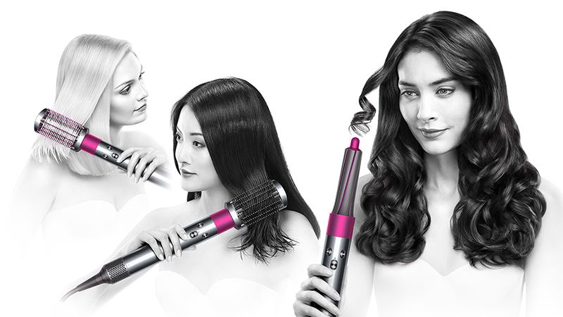 Three Dyson models using The Dyson Airwrap™ Demonstration of the Coanda effect