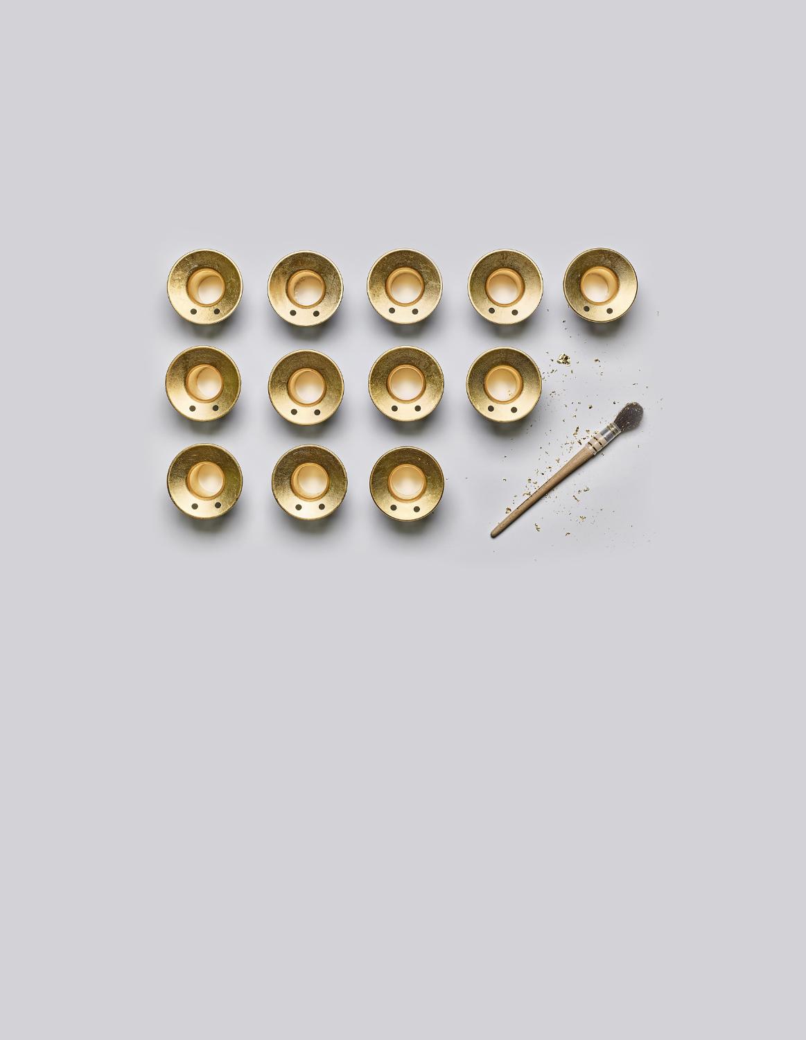 Gold Leafed Supersonic hair dryer detailing