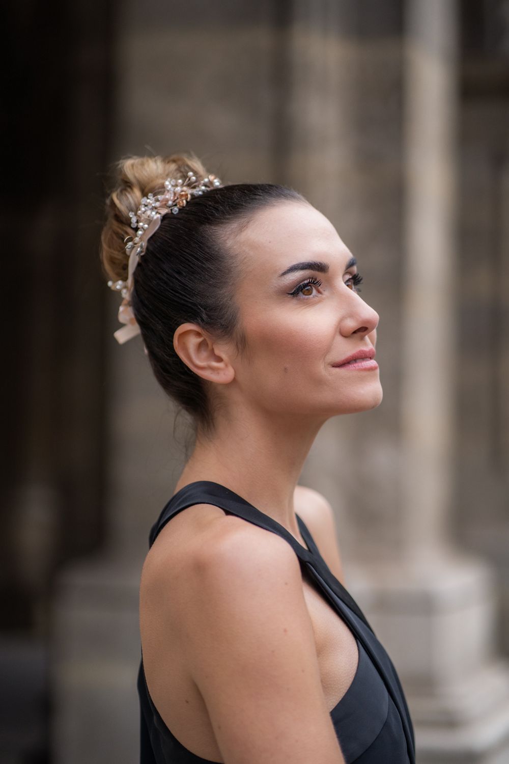 Kimberly Budinsky tägt Glamour Dutt