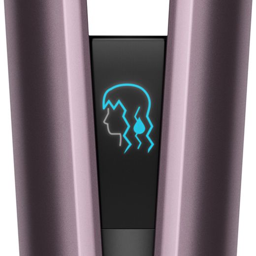Gros plan de l'écran LCD du Dyson Airstrait montrant l'icône du mode humide.