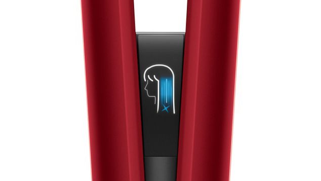 Grande plano do ecrã LCD do Dyson Airstrait que mostra o modo Cool.