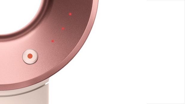 Acercamiento de los botones del control de Supersonic.