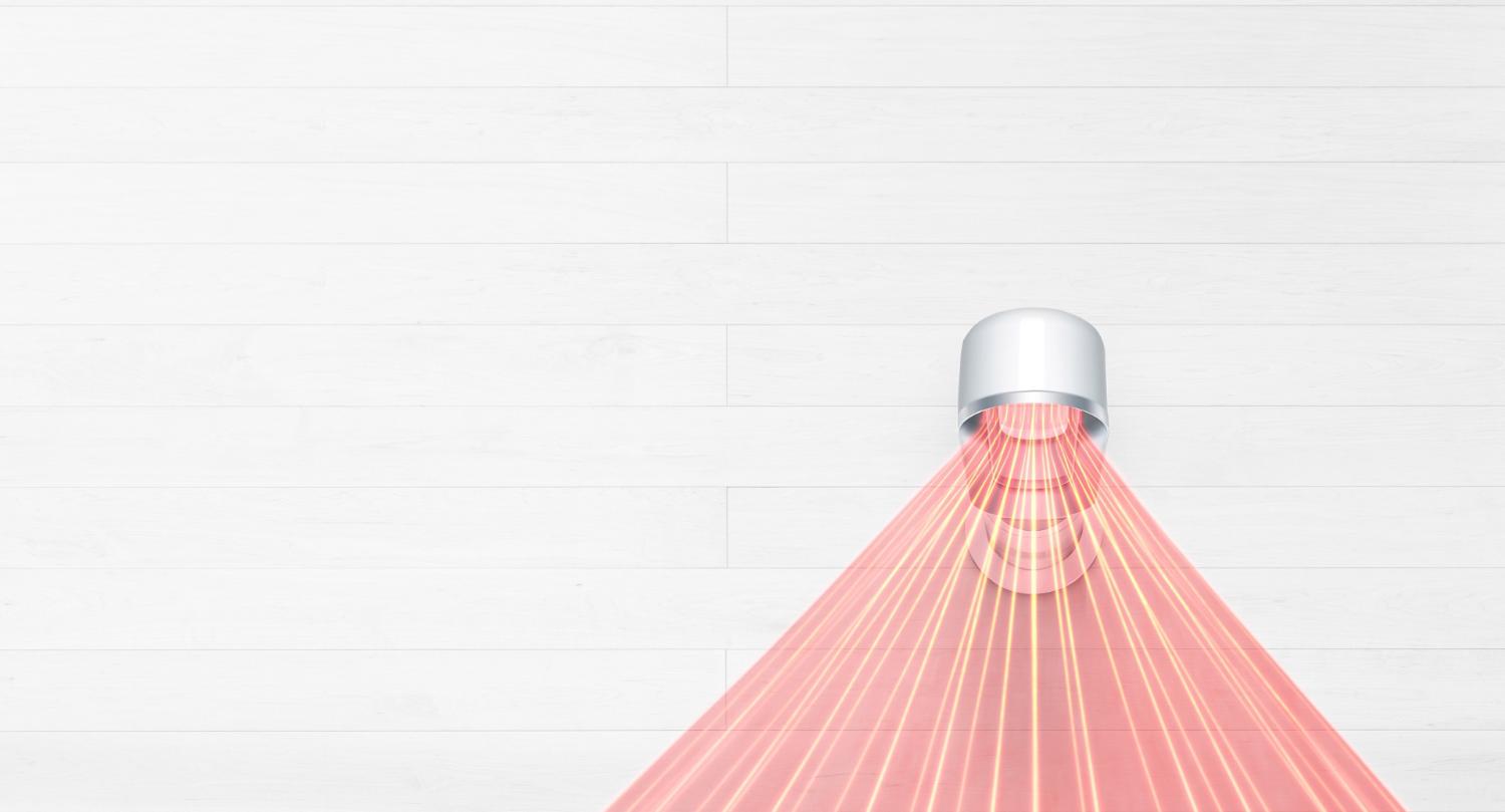 Dyson Hot Cool fan heater in white and silver jet focus hot air