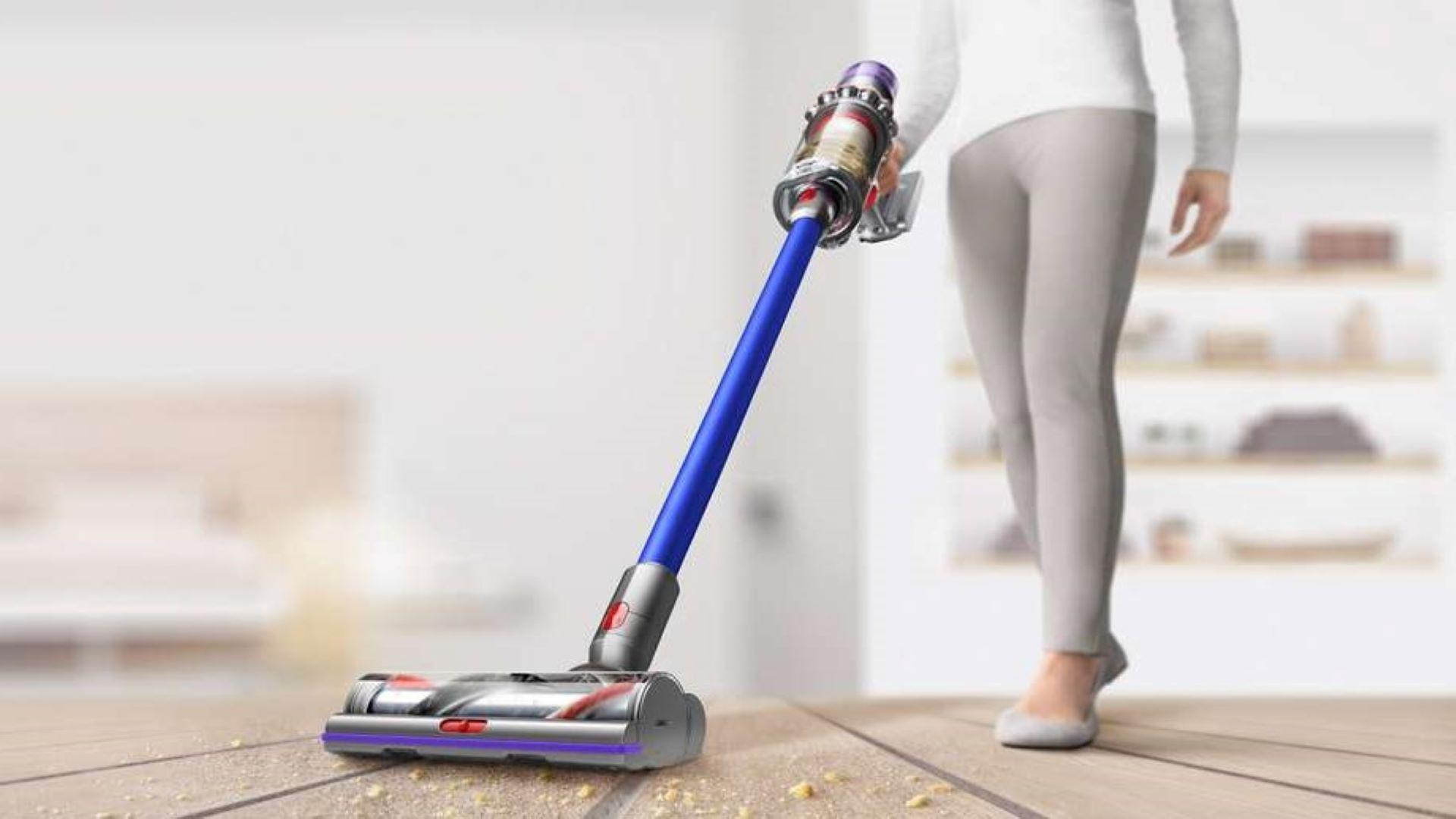 Dyson V11