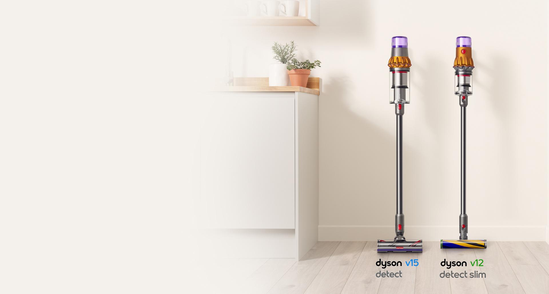 odkurzacz Dyson V15 Detect i Dyson V12 Detect Slim wiszące na ścianie
