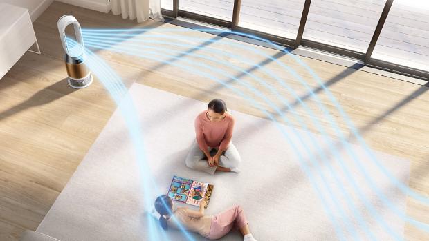 Bir oda içerisindeki Dyson hava temizleyici.