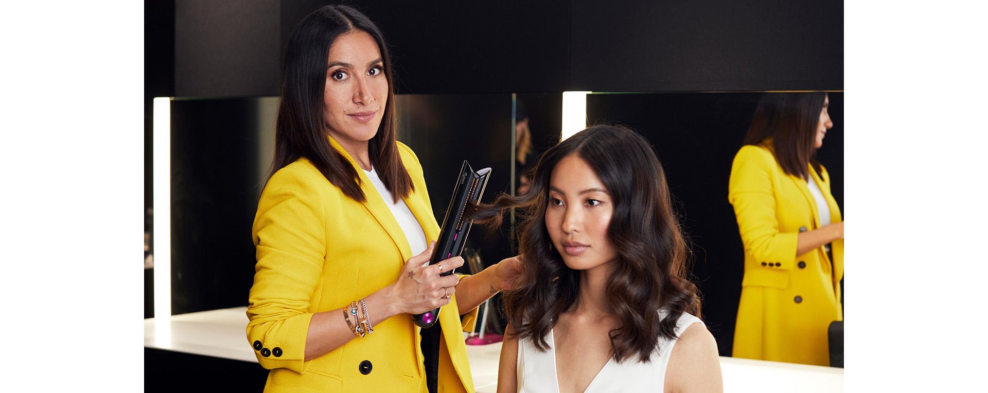 Jen Atkin macht Locken mit Haarglätter
