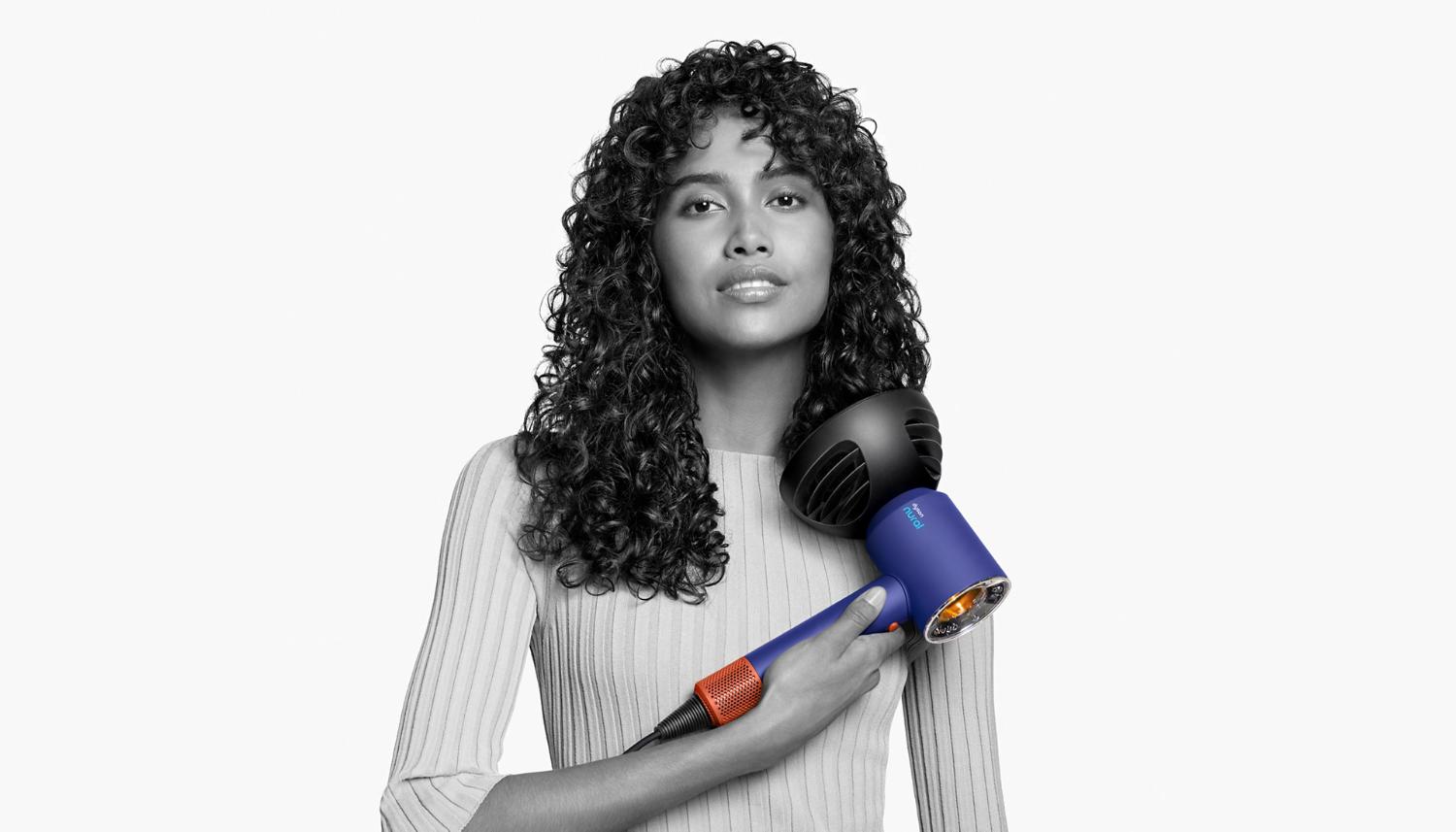 Supersonic nural with diffuser