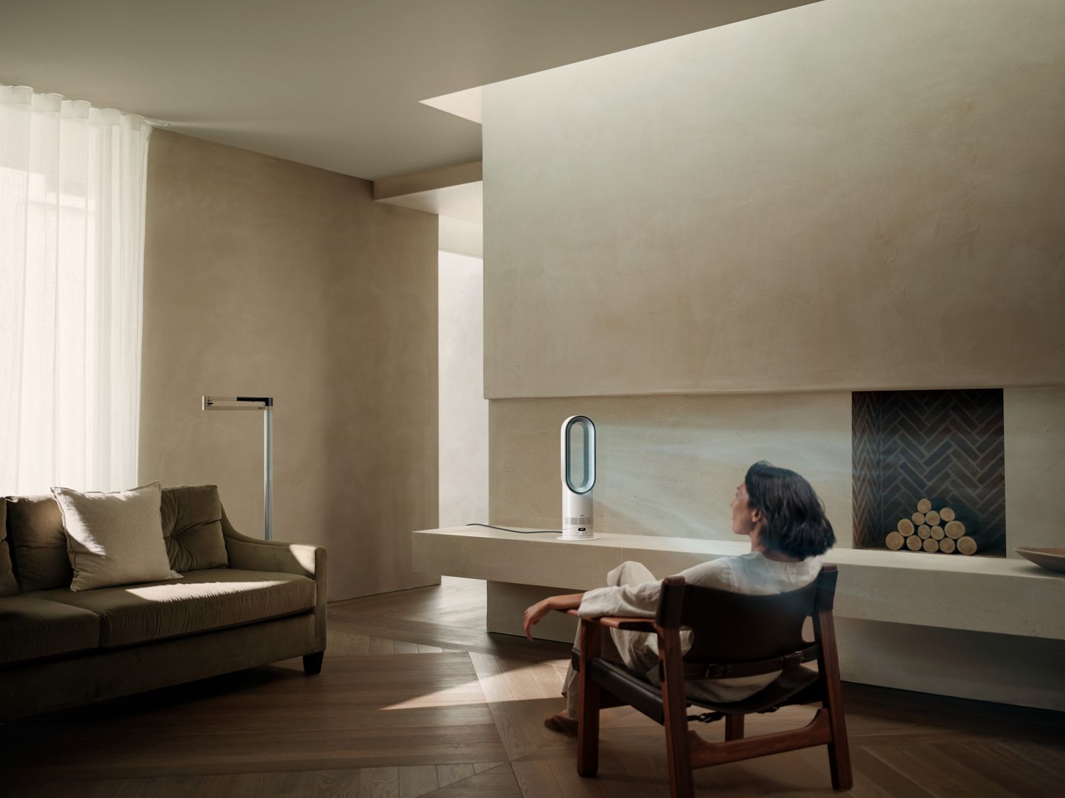 The Dyson Hot+Cool™ HF1 Remote Link Pre-Heat fan heater