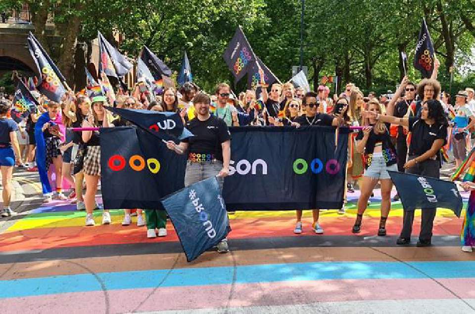 Celebração do Orgulho na Dyson 2023