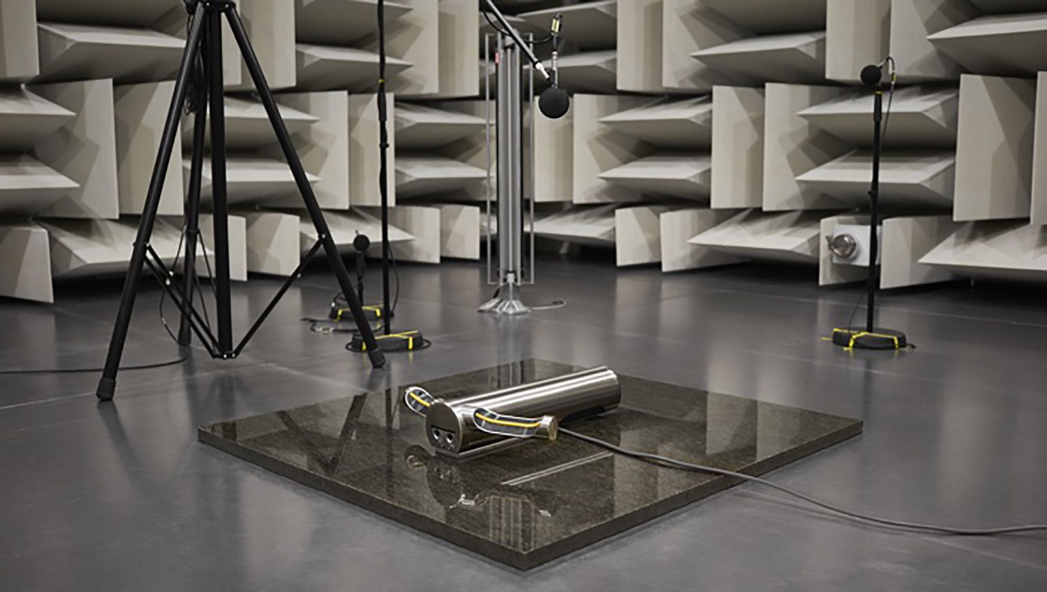 Dyson Airblade 9kJ acoustical test