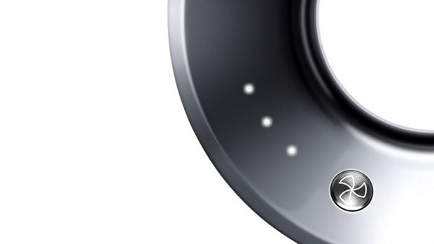 Dyson Supersonic uzgalis ar LED gaismām un vadības slēdžiem