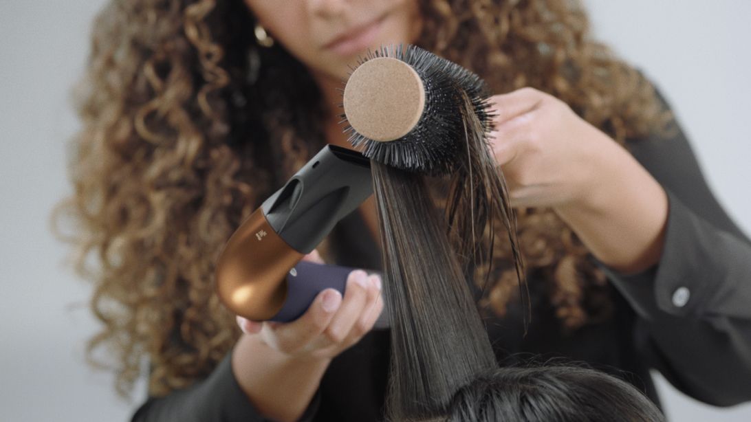 Dyson Supersonic r™ Professional hair dryer