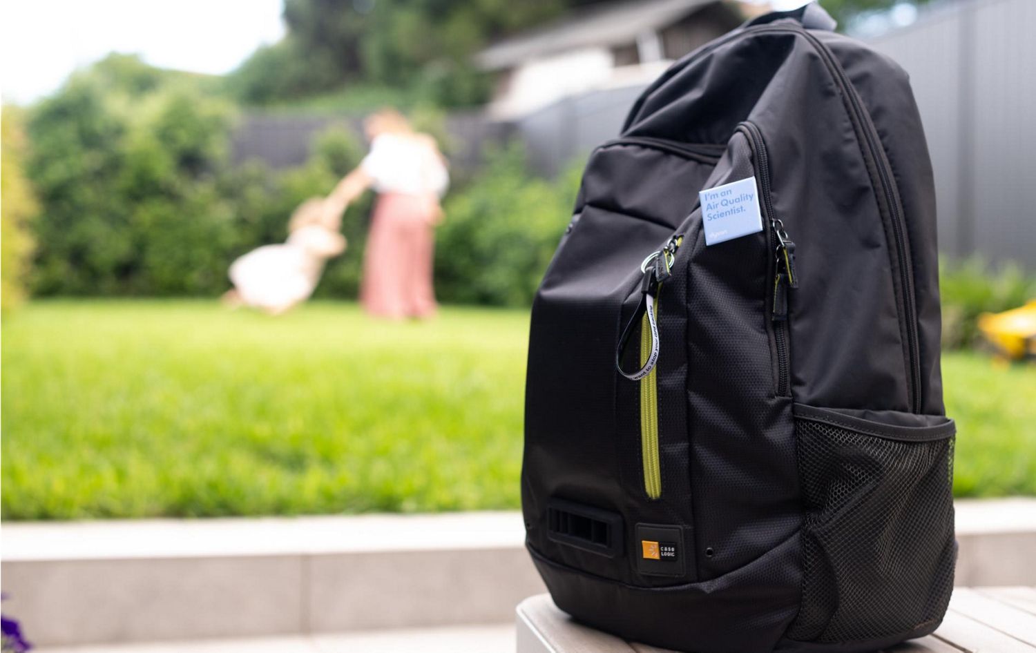 Un sac à dos mesurant la qualité de l’air