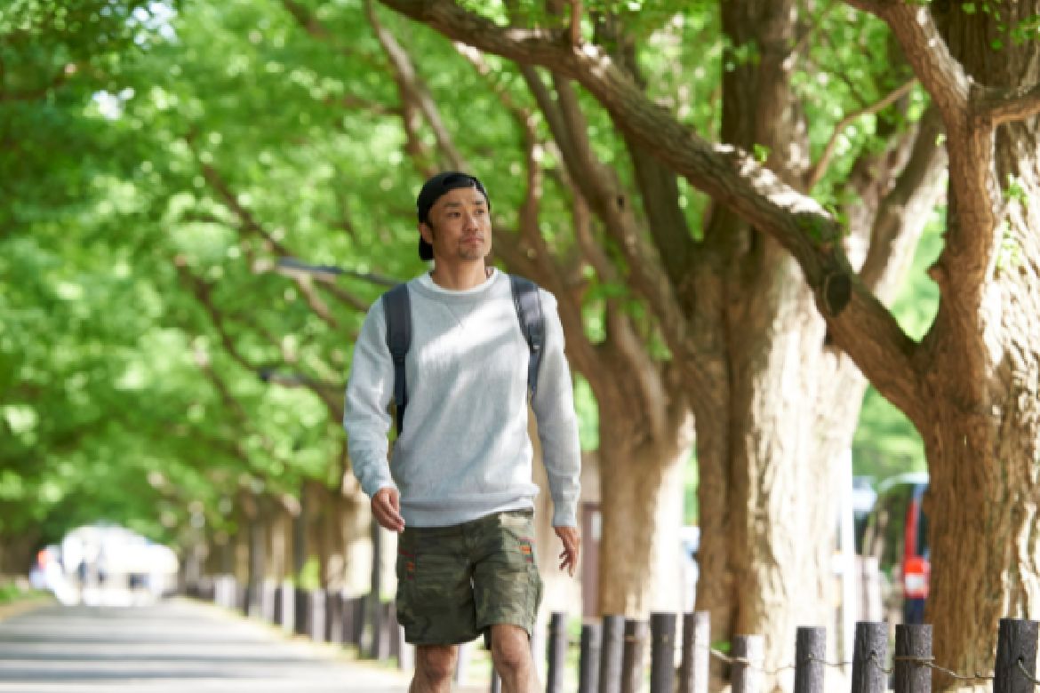 Le médaillé de relais Shingo Suetsugu explore la qualité de l'air à Tokyo