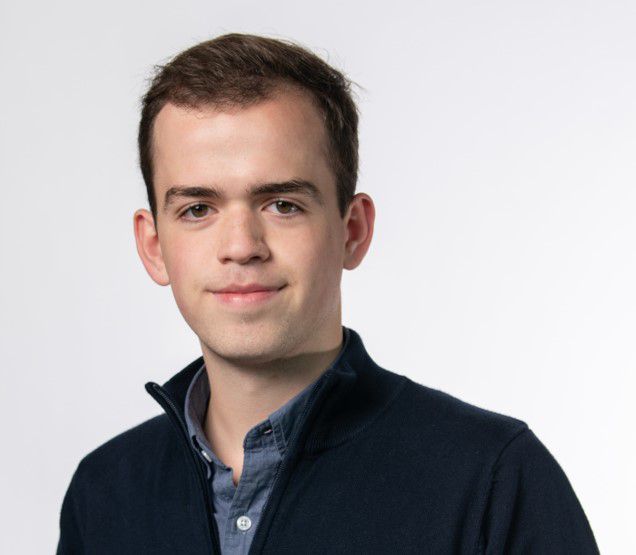 Alex Davison - James Dyson Award Top 20 judge.