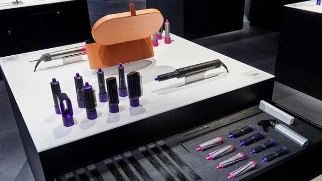 Individuell zugeschnittener Haarstyler mit Aufsätzen