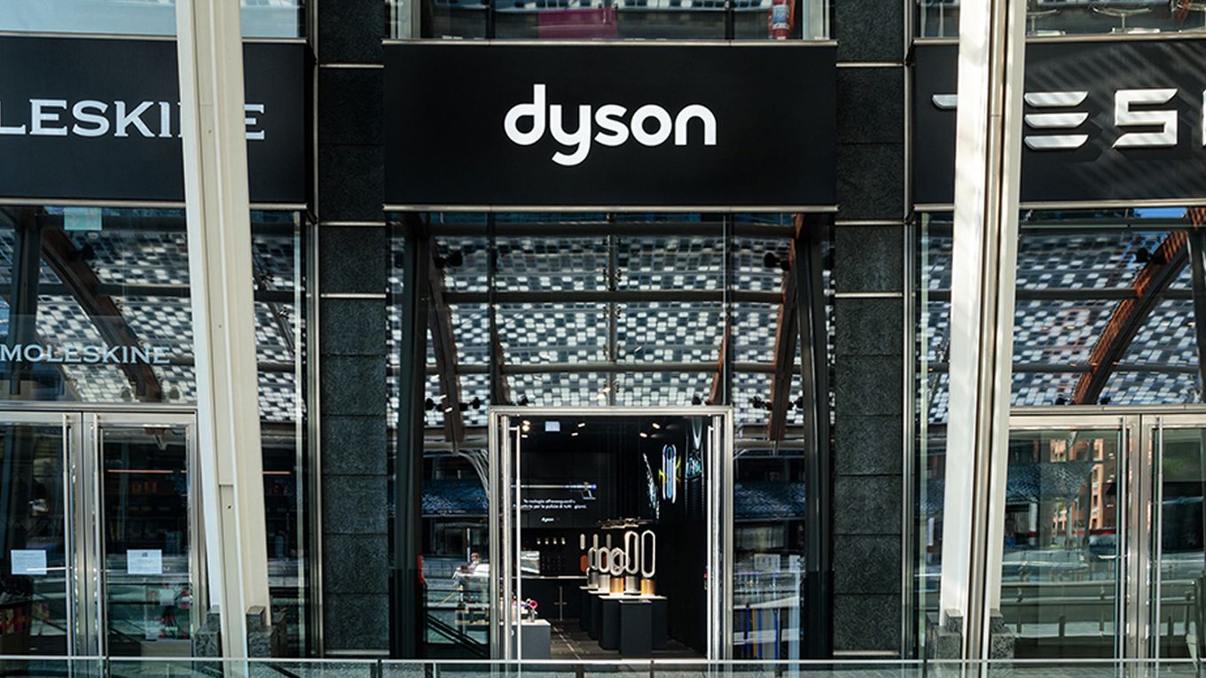 Dyson Demo store