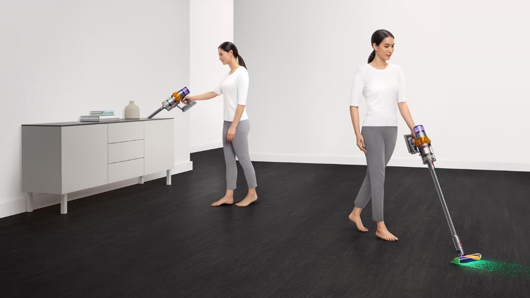 Vysávač Dyson V15 Detect určený na čistenie celej domácnosti.