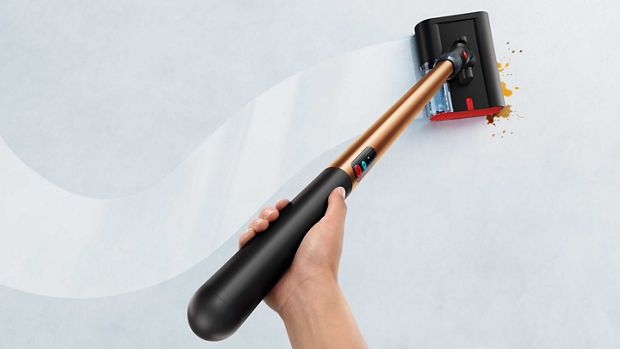 mop elektryczny Dyson PencilWash zmywa podłogę