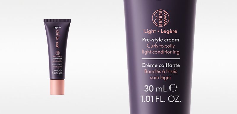 Dyson Crème coiffante légère Dyson Chitosan™ pour les cheveux raides à ondulés format mini - vue 4