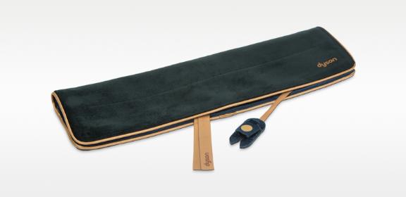 Heat-resistant travel pouch