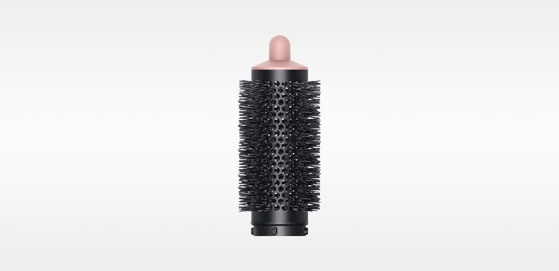 Round volumising brush