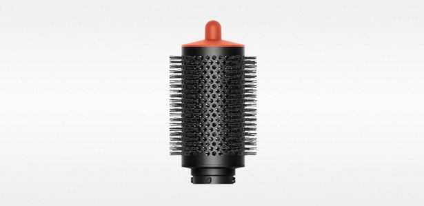 Large round volumising brush