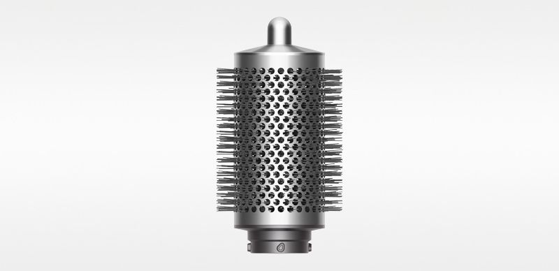 Large round volumising brush