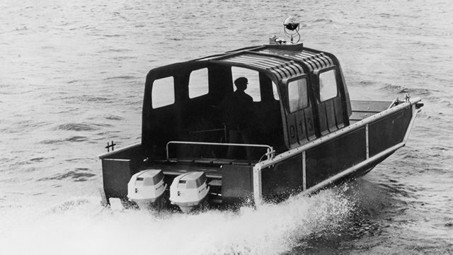 Destello Conectado Chapoteo Sea Truck | Invention: A Life, James Dyson
