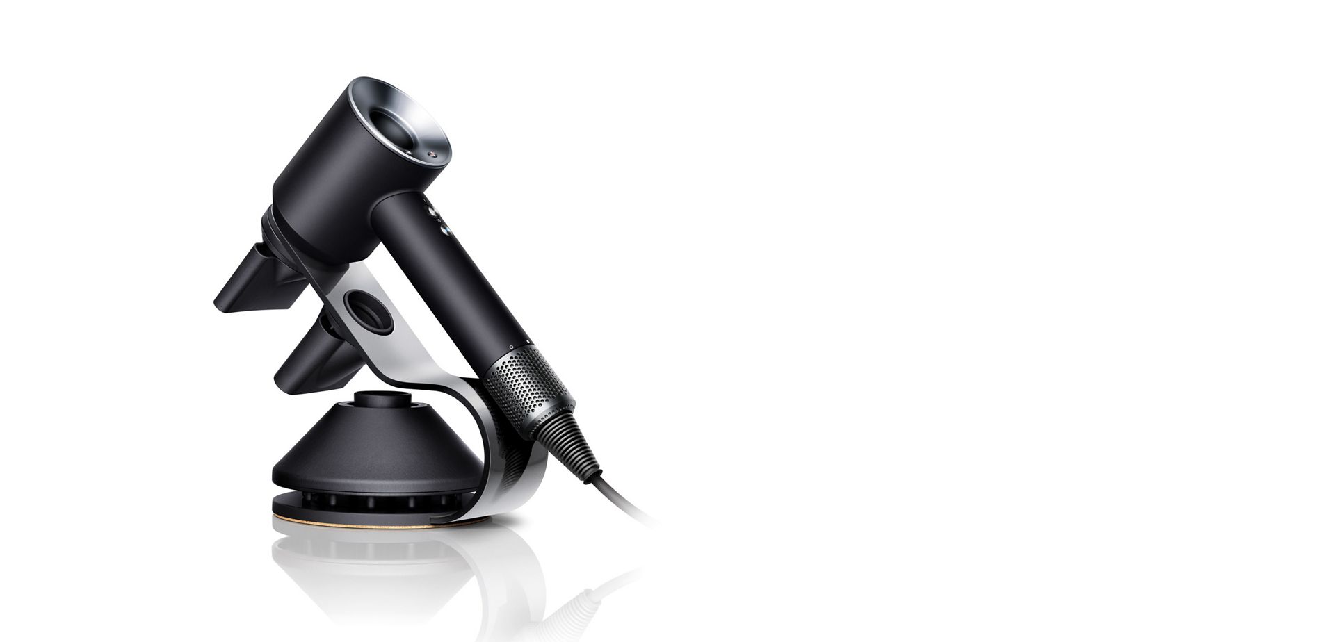 Asciugacapelli Dyson Supersonic sullo stand