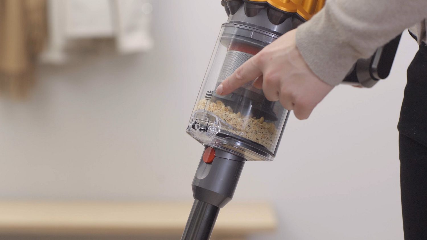 ダイソンスティック掃除機のお手入れ方法