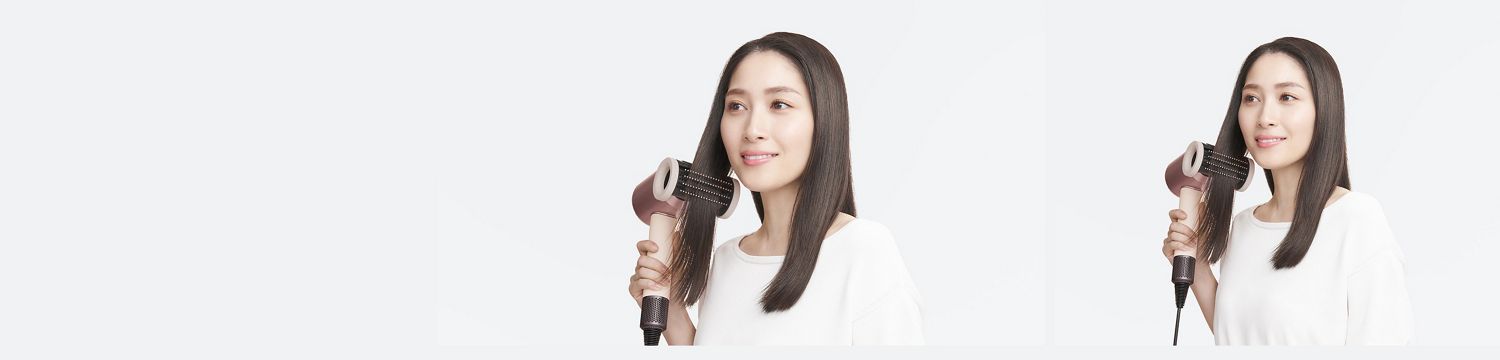 なめらかツールとDyson Supersonic Nural Shineヘアドライヤーで髪を乾かすモデル
