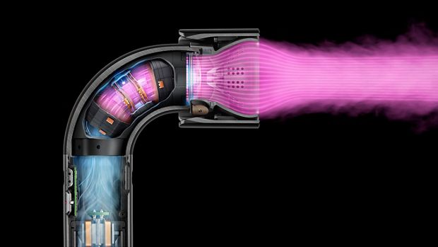 Közeli kép a hajszárító belsejében alkalmazott technológiáról, amely bemutatja a légáramlást az intelligens kiegészítőn keresztül, amikor csatlakoztatva van.