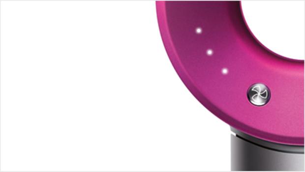 Close-up of the three speed settings