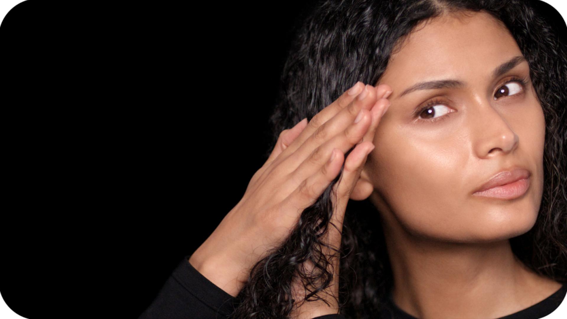 Applying Dyson Chitosan Pre-style cream