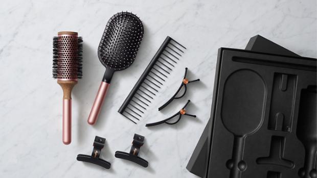 szczotka, grzebień i zestaw akcesoriów do stylizacji Dyson