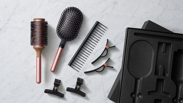 szczotka, grzebień i zestaw akcesoriów do stylizacji Dyson